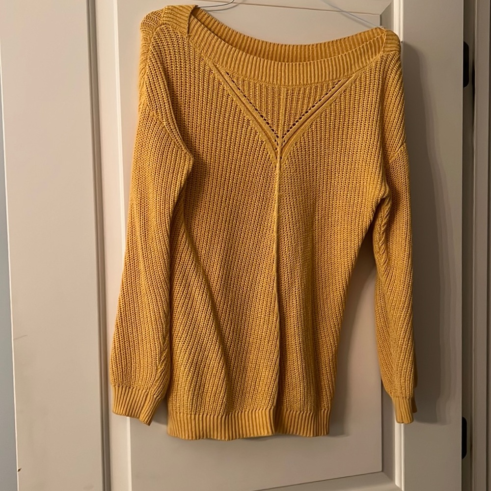 Womens xs yellowish gold sweater